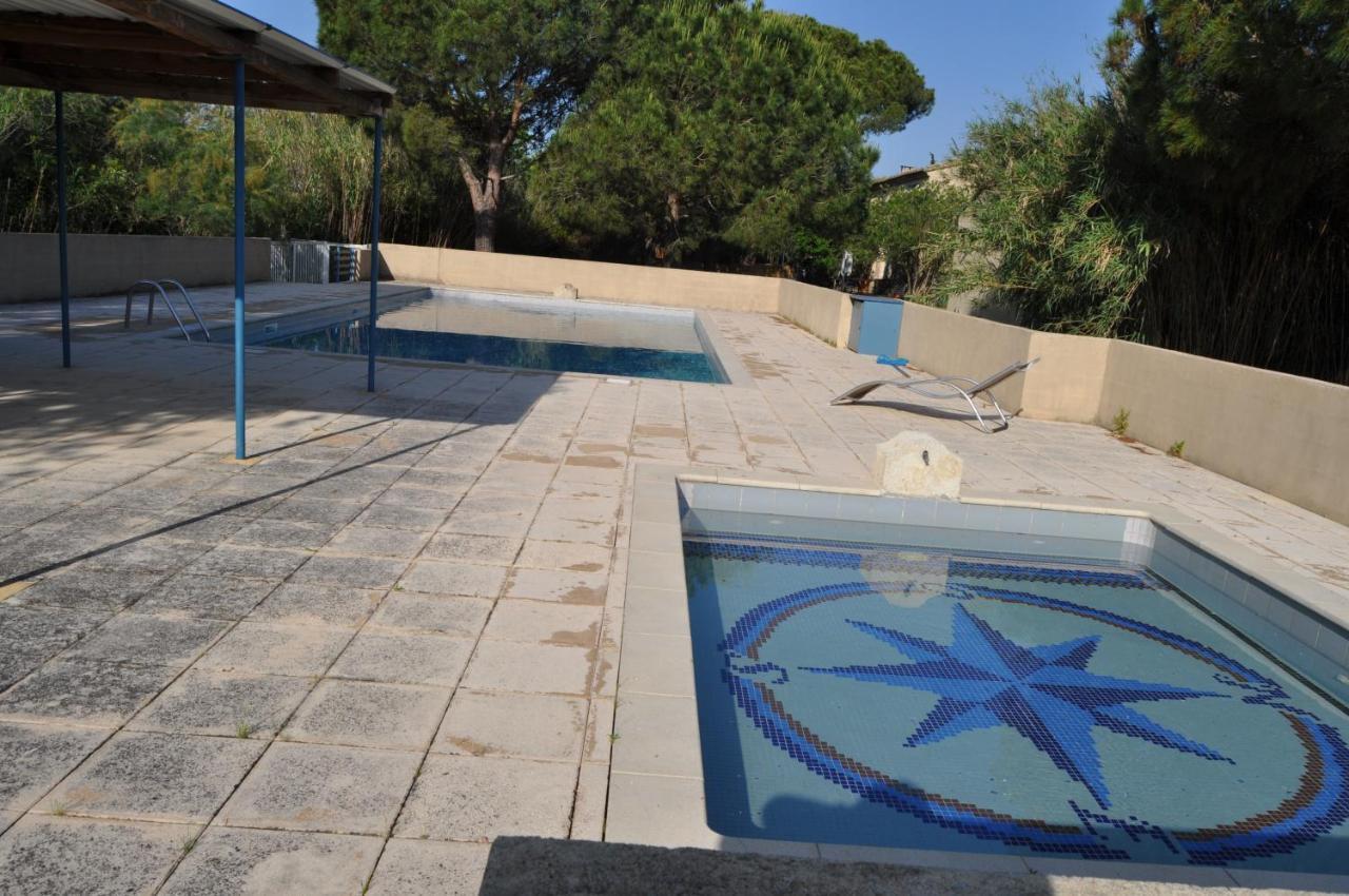 Vacances En Camargue Proche De La Mer Climatise Aigues-Mortes Exteriör bild